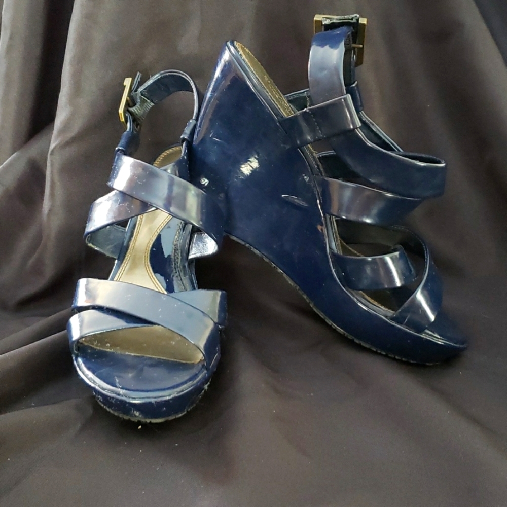 Simply Vera wedge sandals